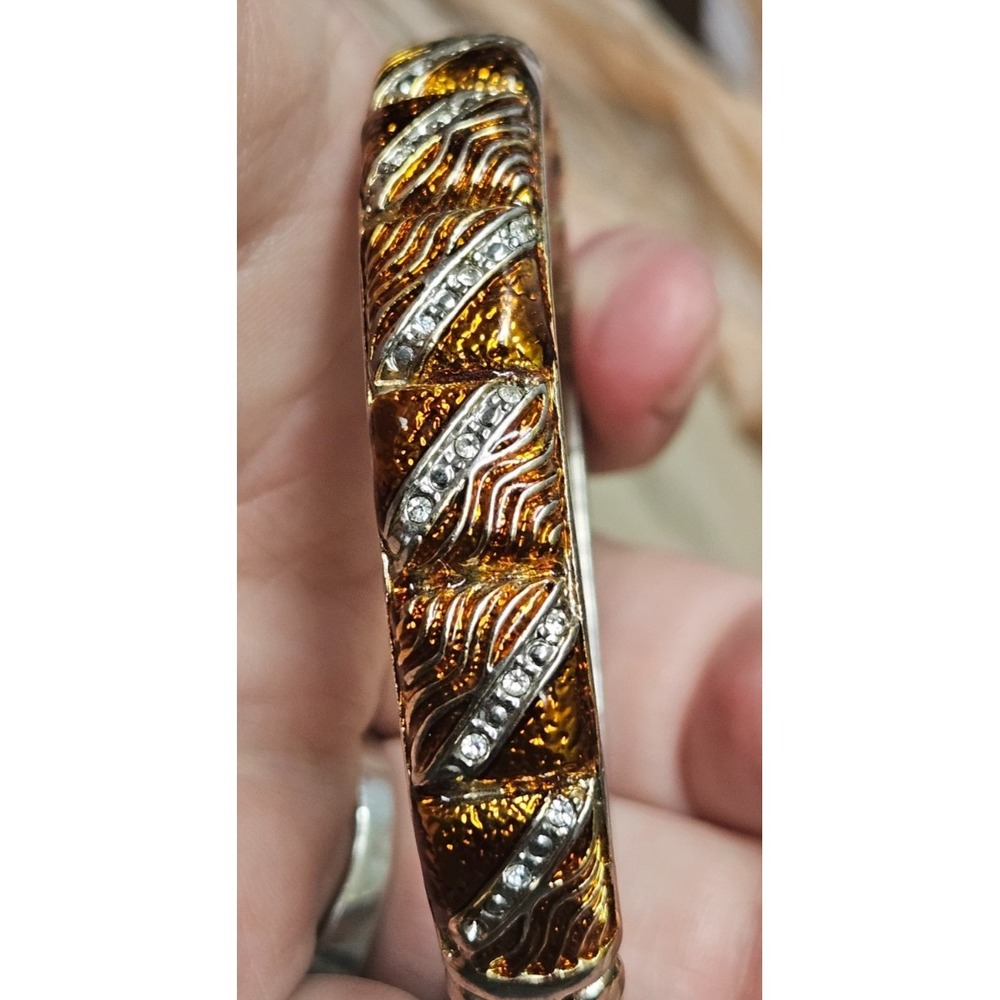 Women's Gold Tone w/ Crystals Bangle Fashion Bracelet Magnetic Closure